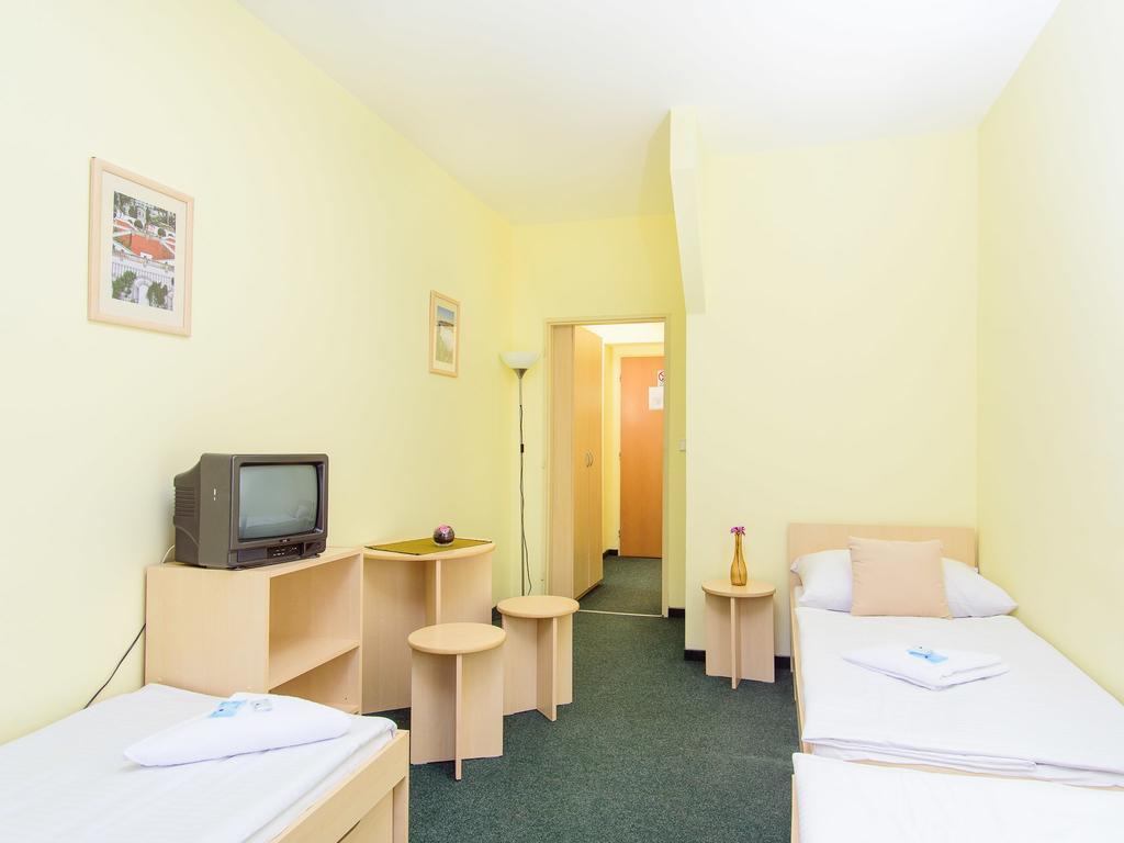 Hotel Brilliant Πράγα Εξωτερικό φωτογραφία